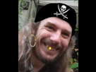 https://image.noelshack.com/fichiers/2024/39/7/1727643444-tev-pirate.jpg