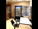 https://image.noelshack.com/fichiers/2024/40/3/1727902601-office-break-room.jpg