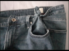 https://image.noelshack.com/fichiers/2024/41/4/1728550110-pantalon.jpg