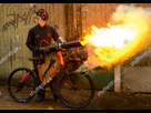 https://www.noelshack.com/2024-44-1-1730108488-flamethrower-on-zombie-proof-bike-1500w-4221630c.jpg