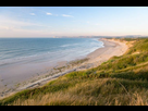 https://image.noelshack.com/fichiers/2024/44/4/1730388315-plage-pr-s-de-cap-gris-nez-par-une-soir-e-ensoleill-e-en-t.jpg