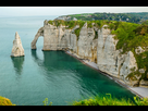 https://www.noelshack.com/2024-44-5-1730462987-falaises-d-etretat-1800438327.jpg