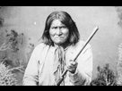 https://image.noelshack.com/fichiers/2024/45/5/1731066793-geronimo-goyathlay-a-chiricahua-apache-full-length-kneeling-with-rifle-1887-nara-530880-scaled-e1587046783859.jpg