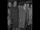 https://www.noelshack.com/2024-47-5-1732314249-24-01-1982-baudis-chirac-pasqua-assises-du-r-p-r-1982-53fi3592-cropped.jpg