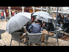 https://www.noelshack.com/2024-48-1-1732532867-golemitos-terrasse-pluie.jpg