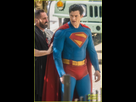 https://www.noelshack.com/2024-48-4-1732809575-more-photos-of-david-corenswet-as-superman-on-the-set-of-v0-ofm6zgvzzj8d1.jpg