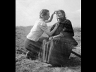 https://image.noelshack.com/fichiers/2024/50/3/1733941226-bundesarchiv-bild-146-1986-044-08-stein-pfalz-eva-justin-bei-sch-delmessung.jpg