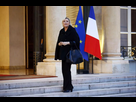 https://image.noelshack.com/fichiers/2024/52/3/1735154181-mlp-elysee.jpg
