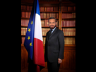 https://image.noelshack.com/fichiers/2025/06/5/1738959316-photo-officielle-du-president-cyril-hanouna-2027-ayaaa.jpg