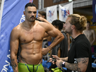 https://image.noelshack.com/fichiers/2025/06/6/1739023972-florent-manaudou-et-son-coach-quentin-coton-lors-du-meeting-de-natation-l-open-des-gones-a-vaise-lyon-9e-photo-joel-philippon-1714987427.jpg