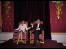 https://image.noelshack.com/fichiers/2025/06/7/1739118702-ghislaine-maxwell-kevin-spacey-throne.jpg