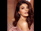 https://image.noelshack.com/fichiers/2025/08/1/1739798156-bc-jacquelinefernandez-1.png