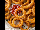 https://image.noelshack.com/fichiers/2025/08/3/1739984319-onion-rings-recipe-f.jpg