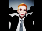 https://www.noelshack.com/2025-09-2-1740486996-1-squeeze-takemeimyours-eurythmics-sweetdreams-annielennox-davestewart-newwave-electro-tymstevens.jpg