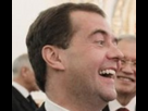 https://image.noelshack.com/fichiers/2025/09/5/1740778691-medvedev.jpg