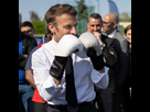 https://image.noelshack.com/fichiers/2025/10/7/1741549008-emmanuel-macron-tres-muscle-fait-de-la-boxe-d-etonnants-cliches-ont-ete-publies-par-sa-photographe-officielle.jpeg