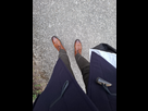 https://image.noelshack.com/fichiers/2025/13/7/1743363871-pieds.jpg