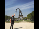 https://image.noelshack.com/fichiers/2025/14/7/1743924340-meme-tour-eiffel-12.jpg