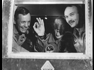 https://image.noelshack.com/fichiers/2025/16/4/1744887047-c09-apollo11-quarantine-smiling-laughing.jpeg