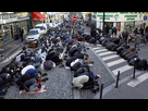 https://image.noelshack.com/fichiers/2025/17/6/1745666627-prieres-de-rue-dans-le-xviiieme-arrondissement.jpg
