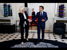 https://image.noelshack.com/fichiers/2025/18/3/1745998536-1521055-emmanuel-macron-a-accueilli-marine-le-pen-a-l-elysee-le-21-juin-2022.jpg