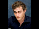 https://image.noelshack.com/fichiers/2025/18/3/1746007626-joaquin-phoenix.jpg