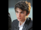 https://image.noelshack.com/fichiers/2025/18/4/1746082346-alain-fabien-delon-le-fils-a-son-pere.jpg