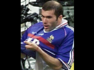 https://image.noelshack.com/fichiers/2025/19/2/1746490758-football-vente-encheres-maillot-zidane-finale-coupe-monde-1998.jpg