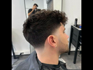 https://image.noelshack.com/fichiers/2025/26/1/1750700986-taper-fade-degrade-36-coupes-originales-pour-les-hommes-tendance-1.jpg