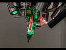 https://image.noelshack.com/fichiers/2025/26/6/1751133127-neuralink-robot-4.jpg