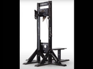 https://image.noelshack.com/fichiers/2025/30/1/1753114911-guillotine-chanel.jpg