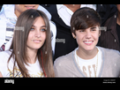https://image.noelshack.com/fichiers/2025/36/6/1757130382-paris-jackson-et-justin-bieber-michael-jackson-part-et-ceremonie-empreinte-hollywood-los-angeles-california-usa-26-janvier-201-c9mnp7.jpg