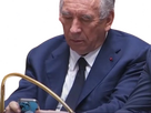 https://image.noelshack.com/fichiers/2025/37/1/1757342114-bayrou-tel.png