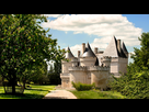 https://image.noelshack.com/fichiers/2025/38/6/1758381248-berry-chateau-de-chabenet-castle-1.jpg